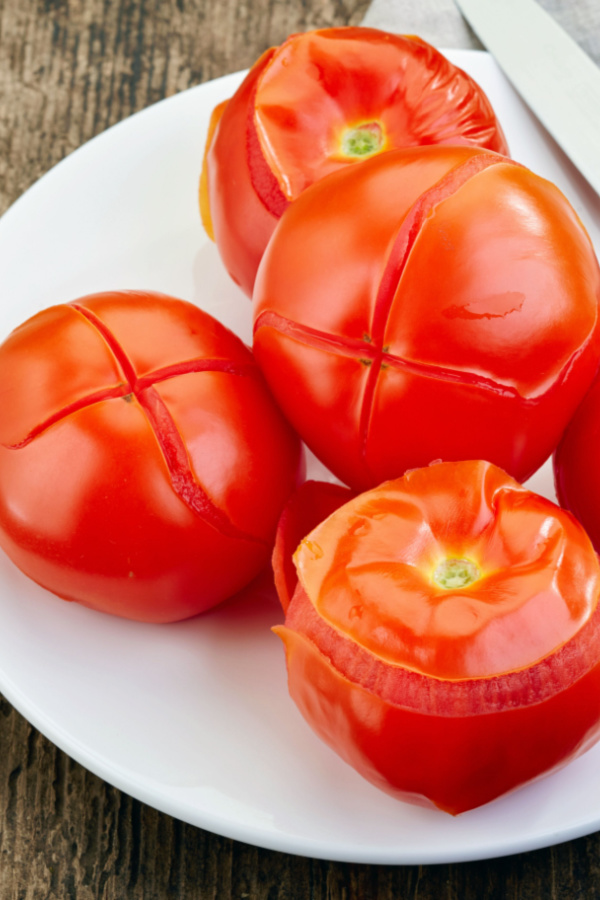 peeling tomatoes