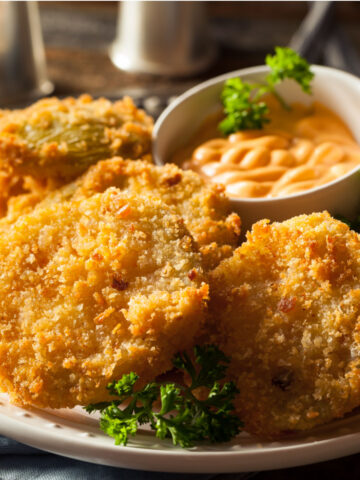 fried green tomatoes with dipping sauce