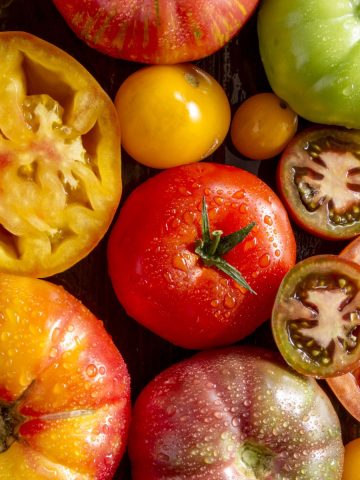 Multiple heirloom tomato varieties