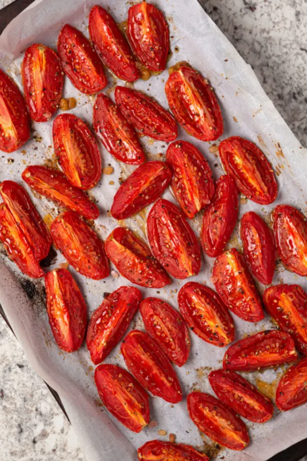 roasting tomatoes