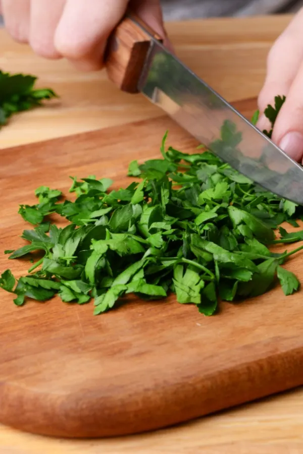 chopped parsley
