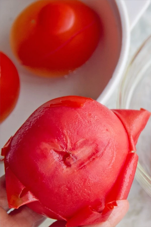 peeling skin off tomato