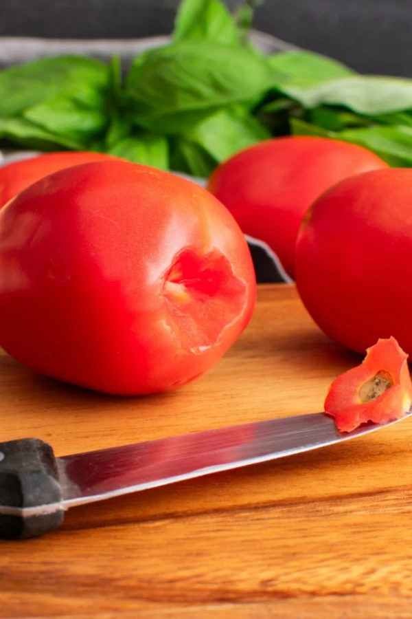 core tomatoes